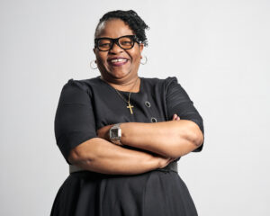 MW AR 23 - 24 Shoot 1 web Colleagues 82